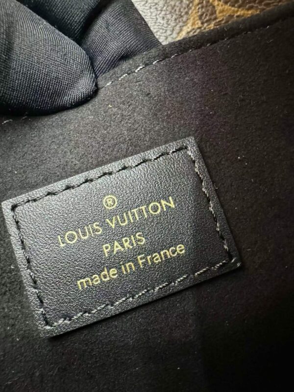 LOUIS VUITTON  M11941 Pochette Métis Backpack