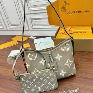 LOUIS VUITTON  M47180 CarryAll PM Bag