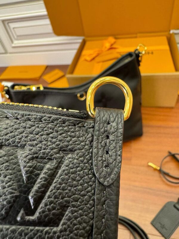 LOUIS VUITTON  M46288 CarryAll PM Bag
