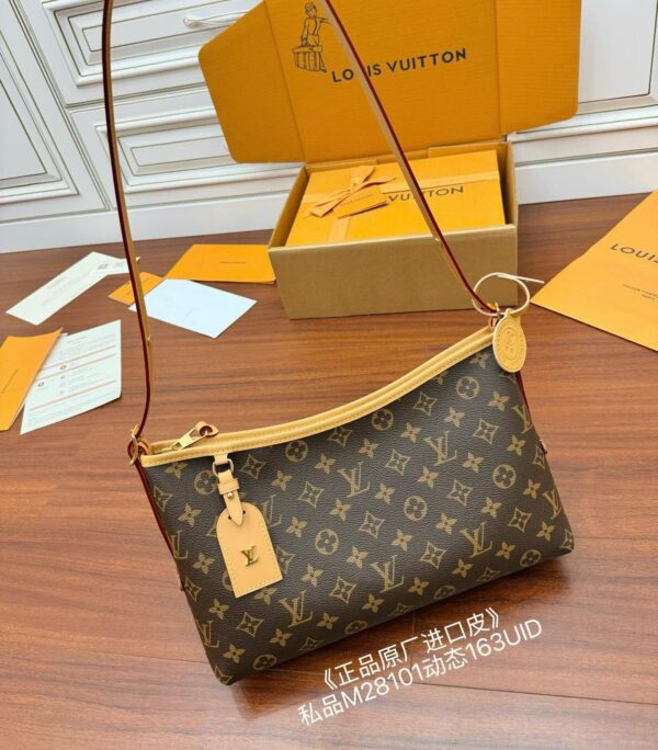 LOUIS VUITTON M28101 CarryAll East West Bag