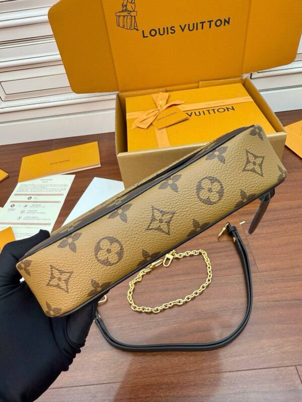 LOUIS VUITTON  M26587 Ivy Wallet On Chain Bag