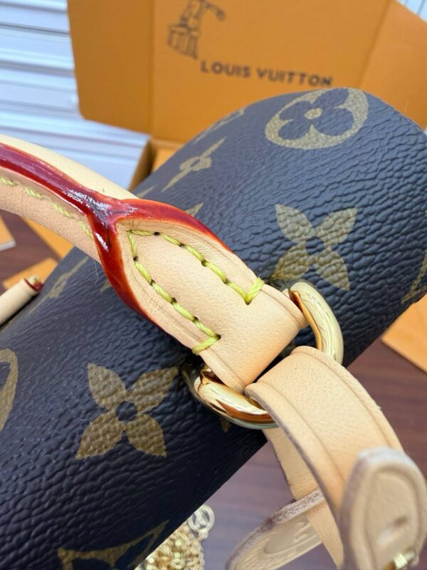 LOUIS VUITTON M28426 New Nano Madeleine Bag
