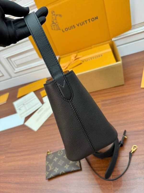 LOUIS VUITTON M25543 Low Key All In BB Bag