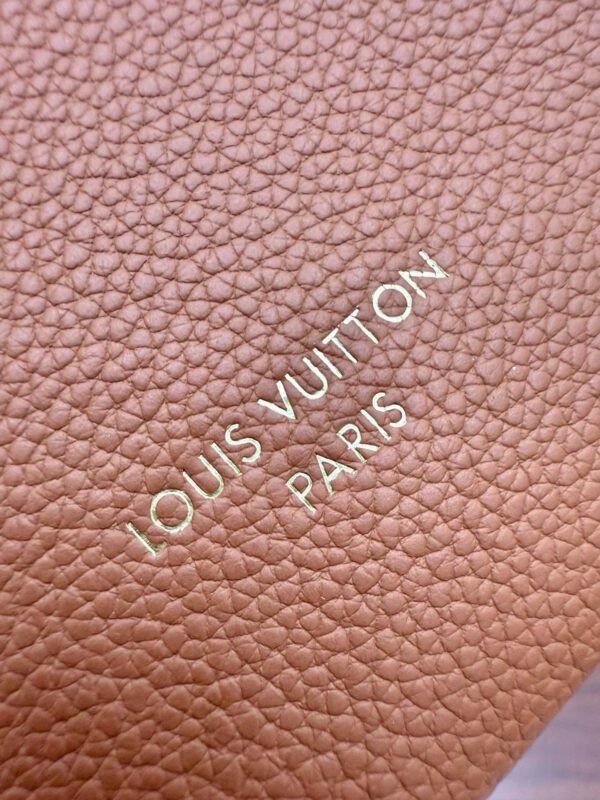 LOUIS VUITTON M25543 Low Key All In BB Bag