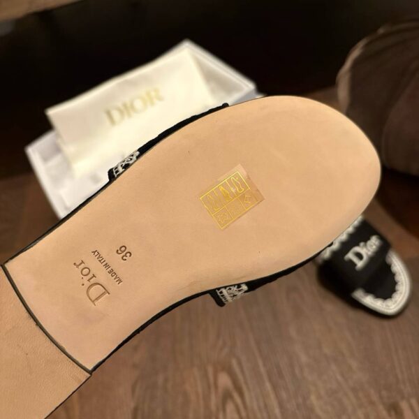 DIOR  slippers