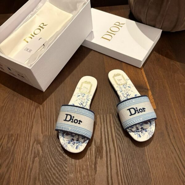 DIOR  slippers