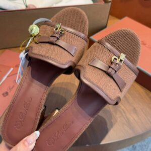LORO PIANA slippers