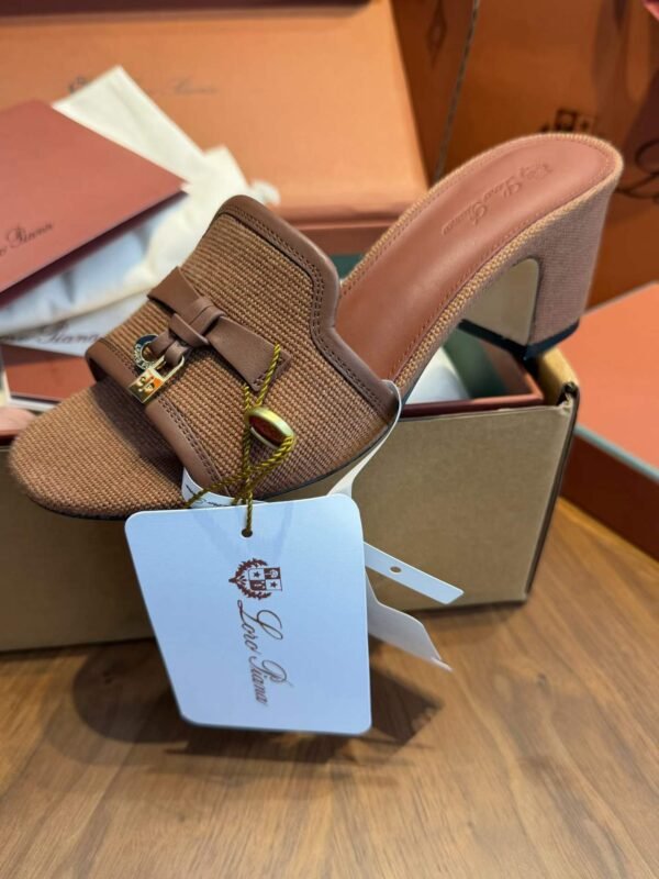 LORO PIANA slippers
