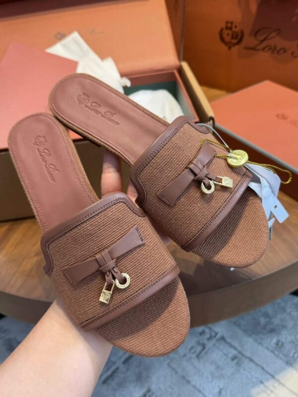 LORO PIANA slippers