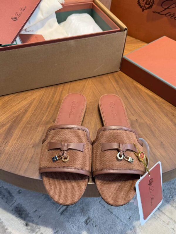LORO PIANA slippers