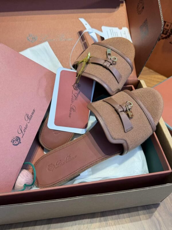 LORO PIANA slippers