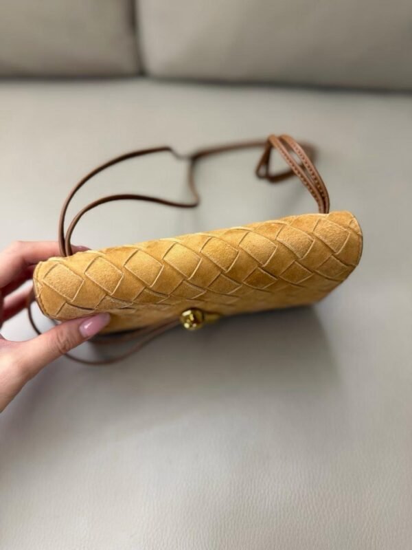 Bottega Veneta   Andiamo Pouch On Strap
