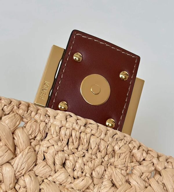 FENDI Baguette®