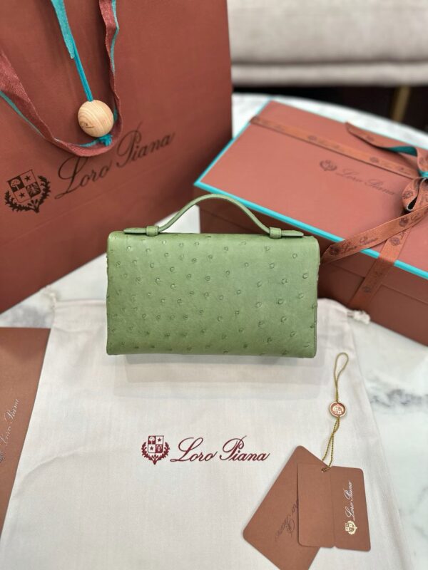LORO PIANA  Extra Pocket L19