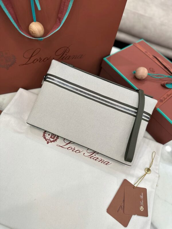 LORO PIANA Extra Pouch L29