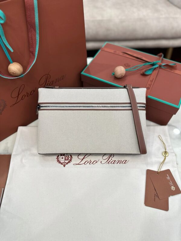 LORO PIANA Extra Pouch L29