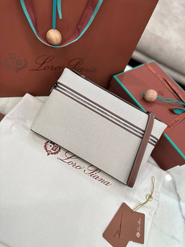 LORO PIANA Extra Pouch L29