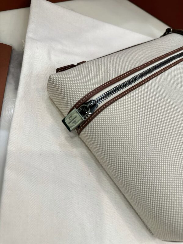 LORO PIANA Extra Pouch L29