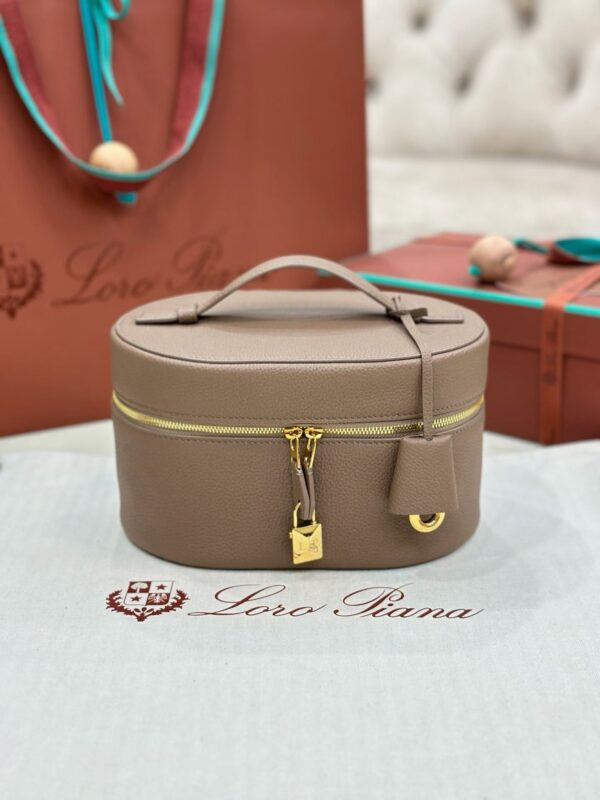 LORO  PIANA Extra Vanity Case(Multicolor）