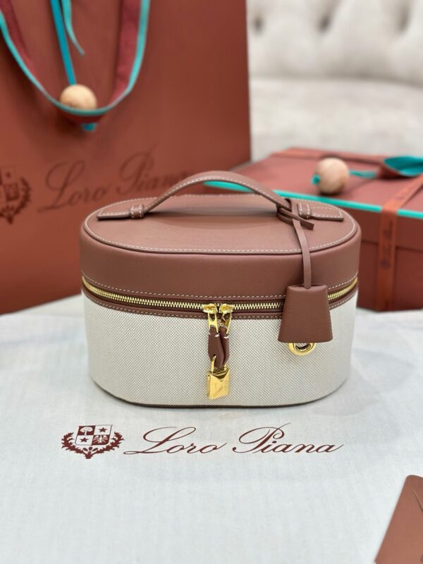 LORO  PIANA Extra Vanity Case(Multicolor）