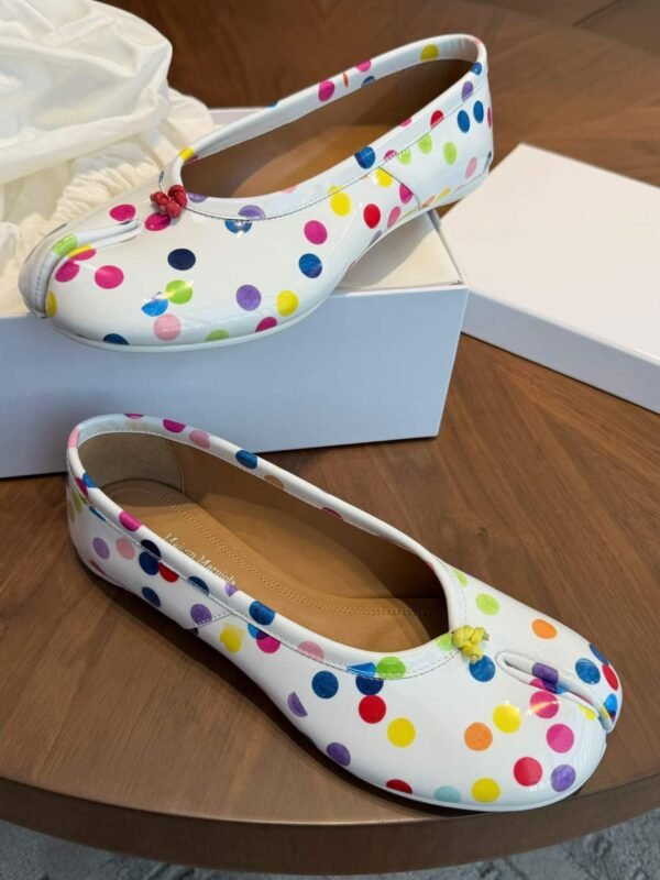 MAISON MARGIELA Polka-Dot Toe-Separated Shoes
