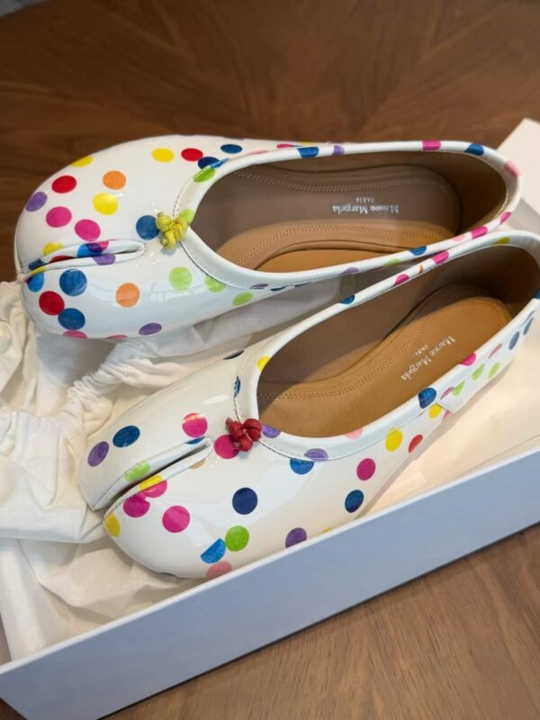 MAISON MARGIELA Polka-Dot Toe-Separated Shoes
