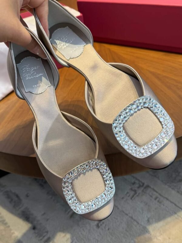 ROGER VIVIER Sandals