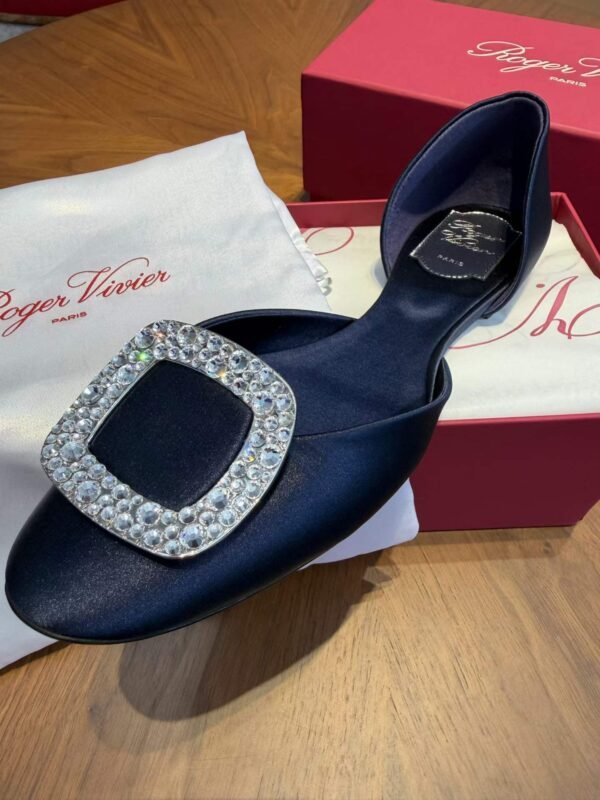 ROGER VIVIER Sandals