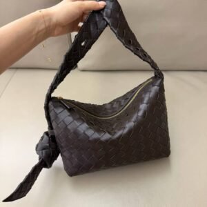 Bottega Veneta  EASY HOBO BAG