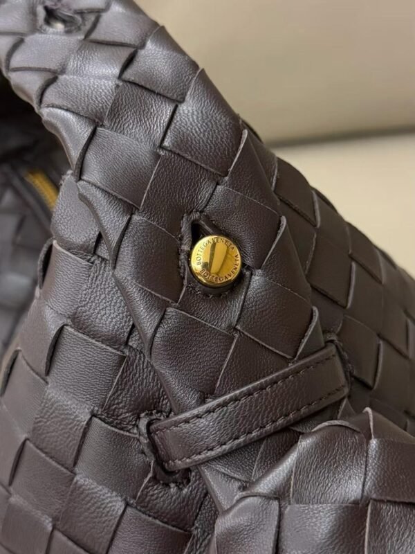 Bottega Veneta  EASY HOBO BAG