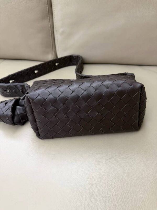 Bottega Veneta  EASY HOBO BAG