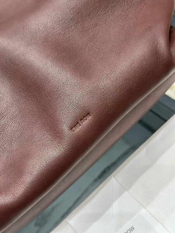 THE ROW Agnes 12 BAG