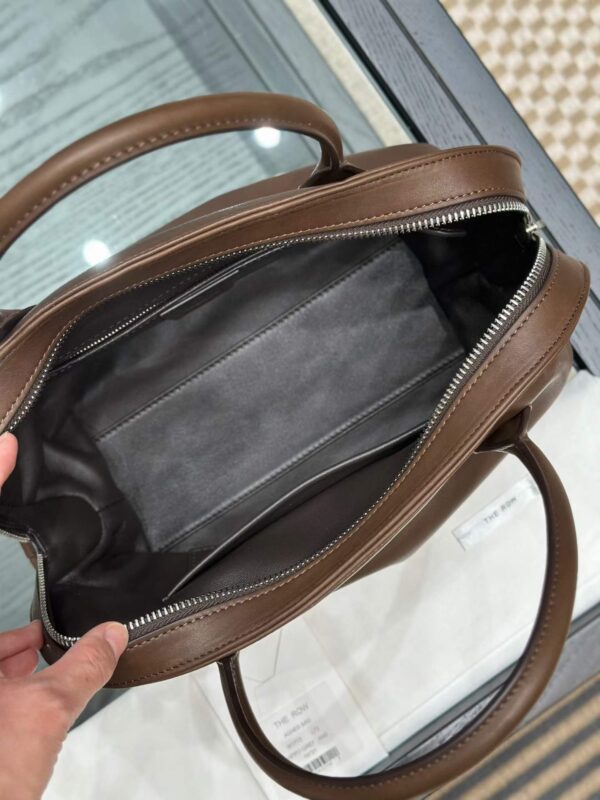 THE ROW Agnes 12 BAG