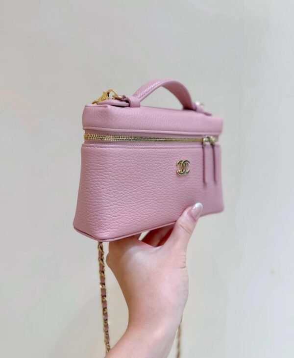 CHANEL Classic Vanity with Chain