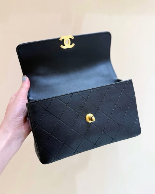 CHANEL Flap Bag