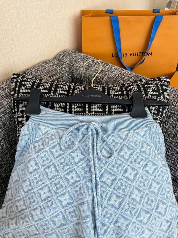 LOUIS VUITTON Shorts