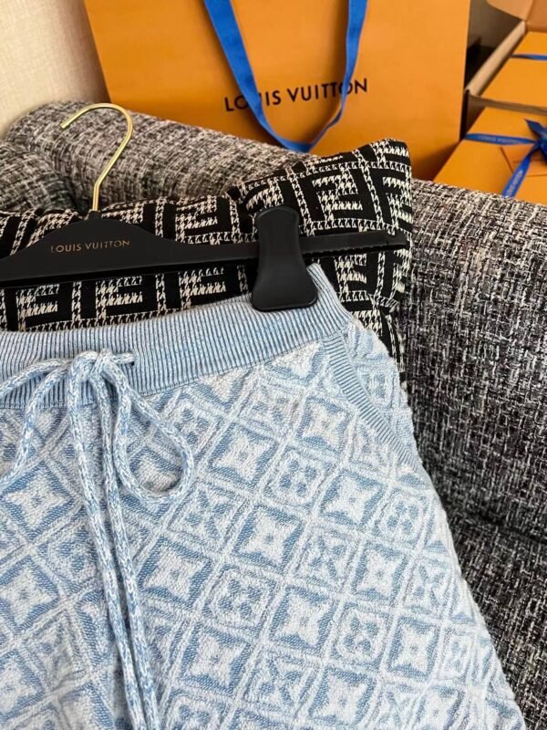LOUIS VUITTON Shorts