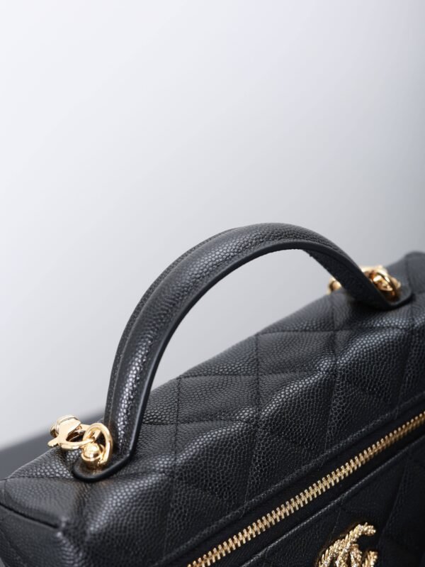 CHANEL Classic Vanity with Chain