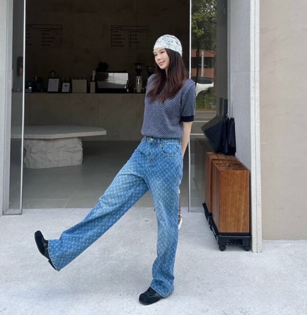 LOUIS VUITTON Jeans