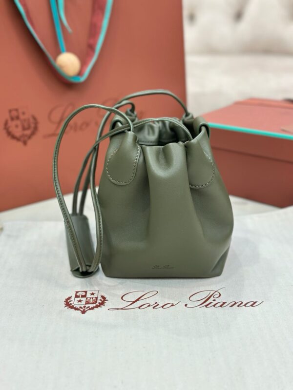 LORO PIANA BALE SOFTY