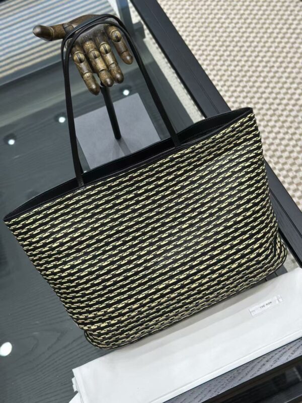 THE ROW  BEAU RAFFIA TOTE
