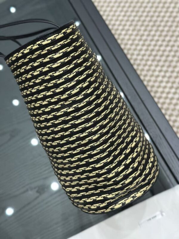 THE ROW  BEAU RAFFIA TOTE