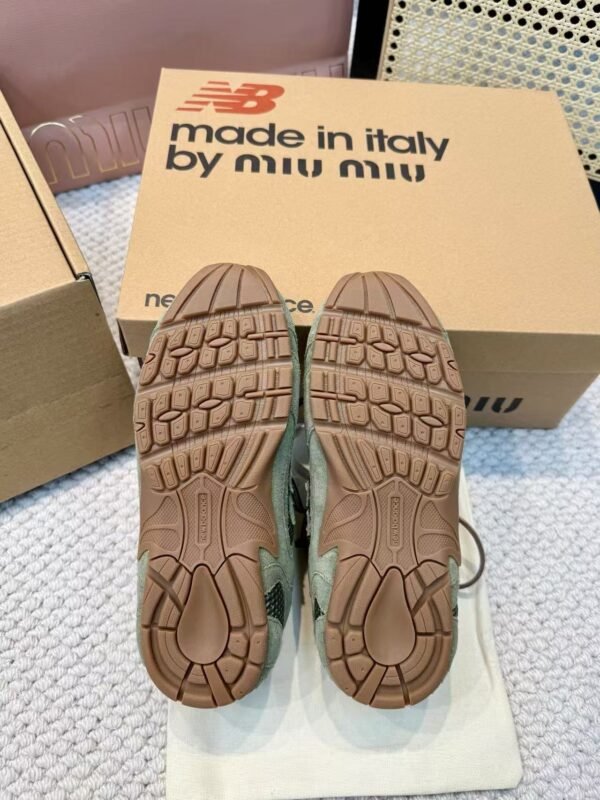 MIUMIU  Sneakers