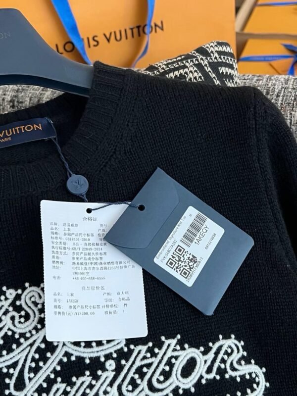 LOUIS VUITTON 26 Short-sleeved shirt