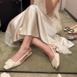 ROGER VIVIER Sandals
