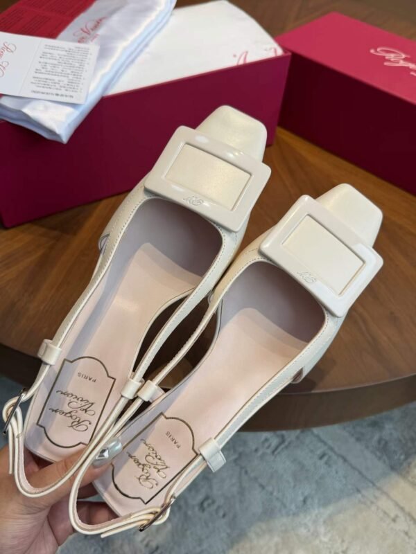 ROGER VIVIER Sandals