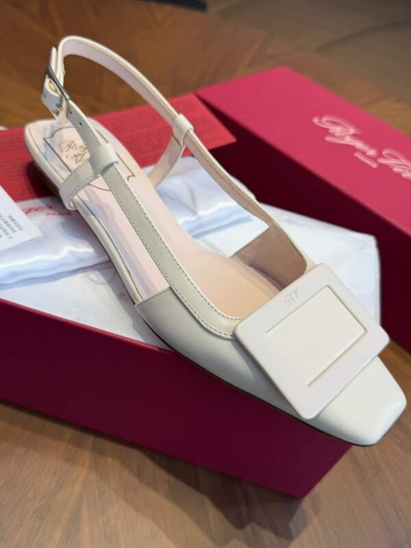 ROGER VIVIER Sandals