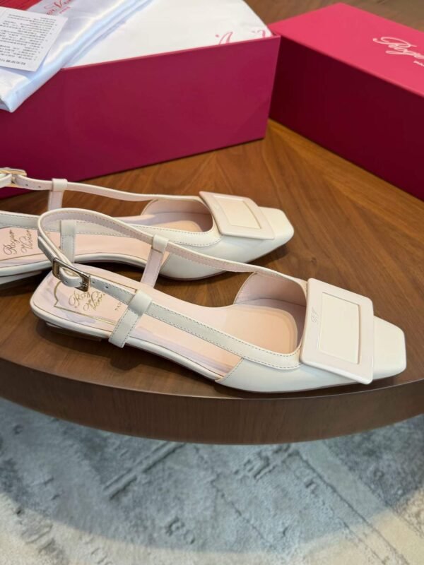ROGER VIVIER Sandals