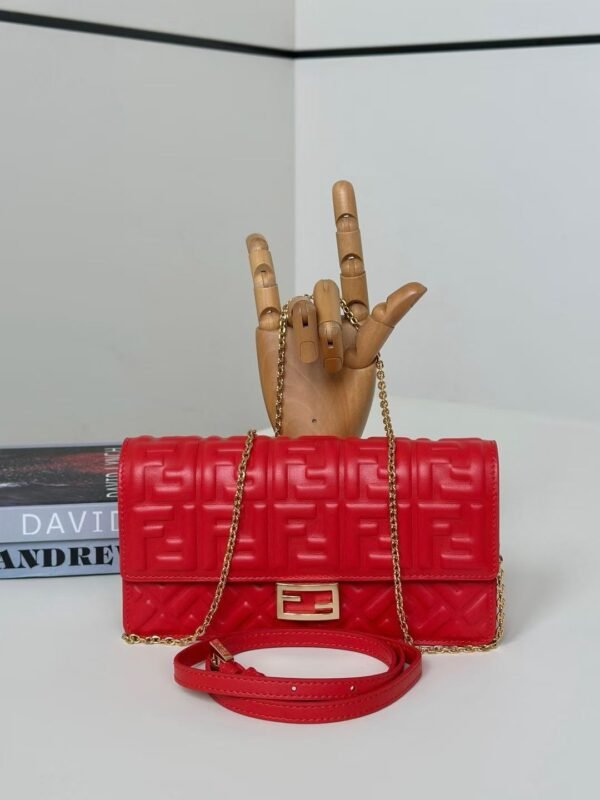 FENDI  BAGUETTE