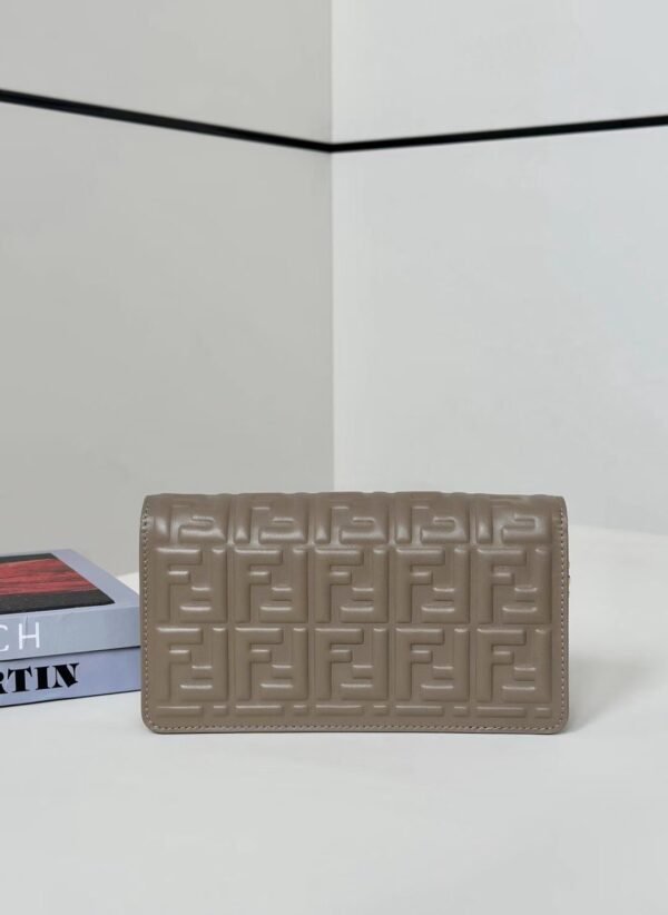 FENDI  BAGUETTE